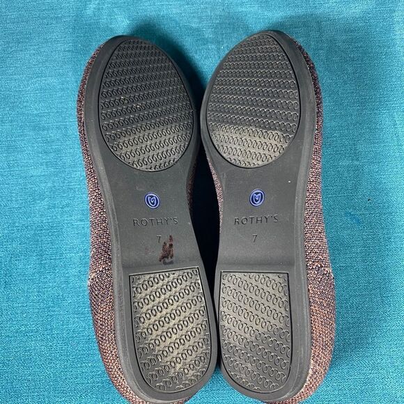 Size 7 - Women’s Rothy’s the Loafer Metallic Stripes shoes - Picture 6 of 7